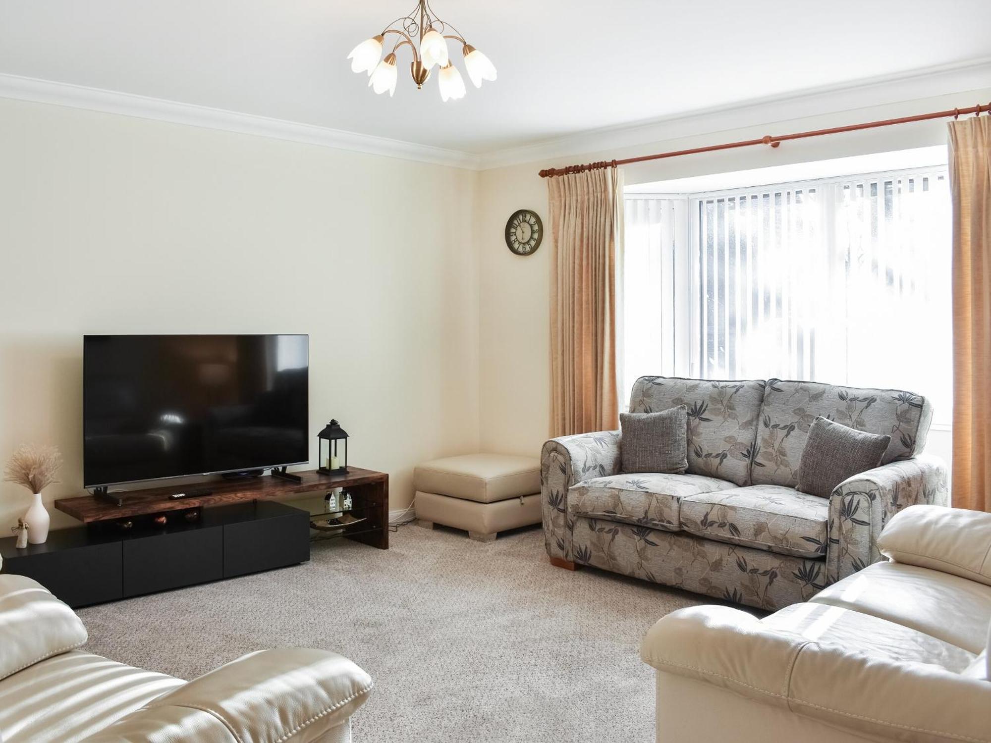 Rycon Villa Turriff Екстериор снимка